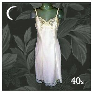 Vintage Satin Slip With Alencon Lace, VFG Retro 40s Pinup Lingerie